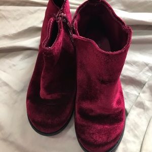 Burgandy boots